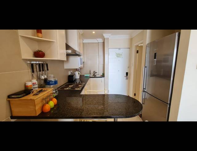 1 BEDROOM STUDIO APARTMENT FOR SALE IN UMHLANGA CENTRAL